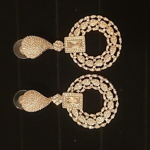 SHAZE EARRINGS- CELEBRATION ROUND DROP